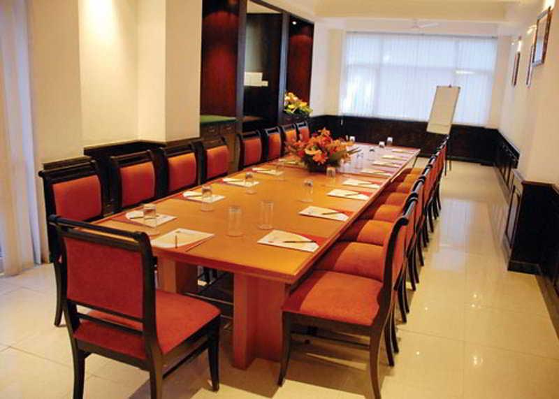 Hotel J P Cordial Bangalore Servizi foto