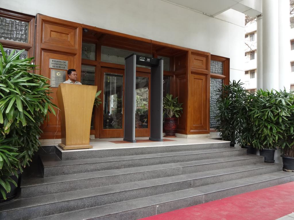 Hotel J P Cordial Bangalore Esterno foto