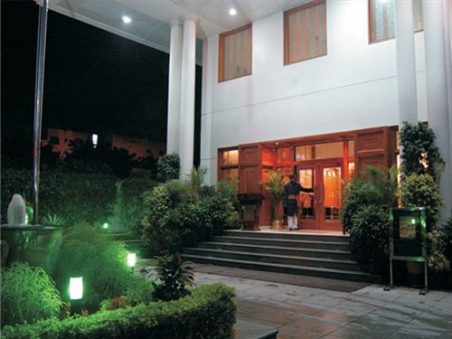 Hotel J P Cordial Bangalore Esterno foto